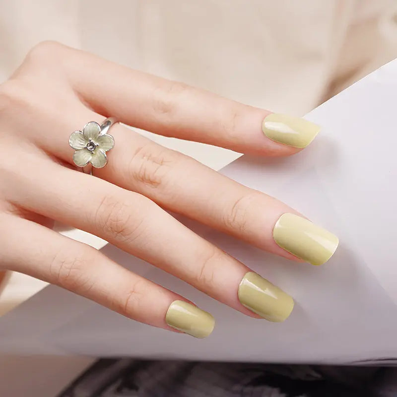 Wholesale Nail Stickers Yellow-green Solide Artificail Nails Long Bright Oil Fake Nail OEM HUIZI