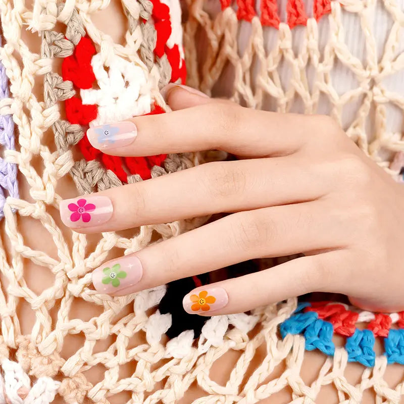 Wholesale Press On Nails Semi-Transparent Dainty Daisy Nail Decorations - Huizi HUIZI