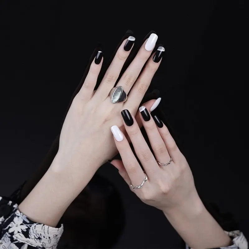 Wholesale Semi Cured Gel Nails Custom Nail Designs Supplier, Glitter, Minimalist Black and White HUIZI